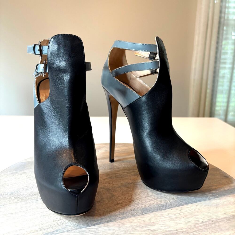 Ruthie Davis Aerial Black Leather Platform Peep Toe Booties Heels EU 40 US 9.5